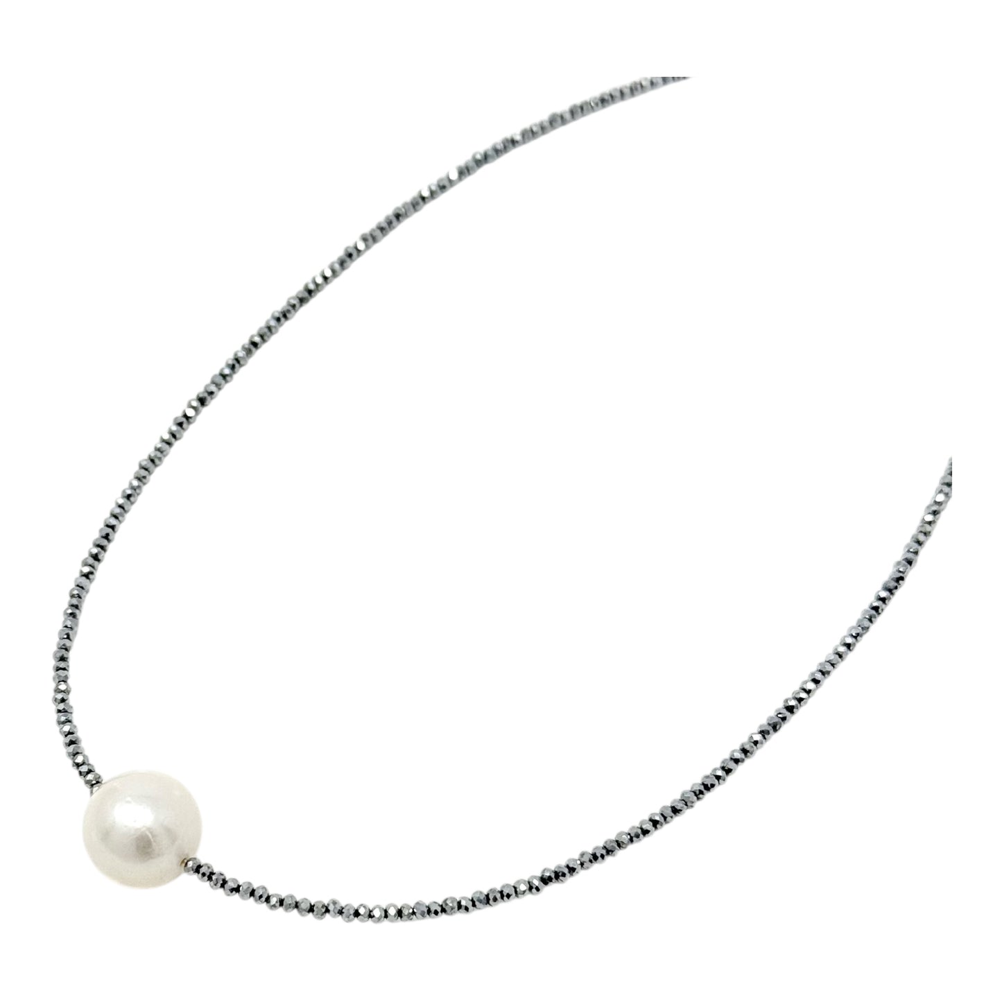 LUXE PEARL NECKLACE