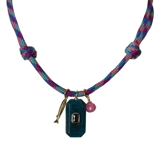MAGENTA PARACORD NECKLACE